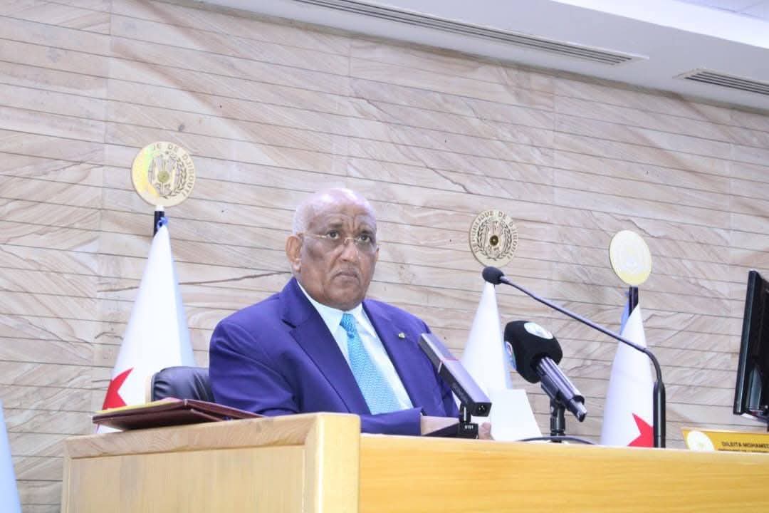 Le parlement adoptie cinq projets de loi lors d’une séance dominée par les questions budgétaires