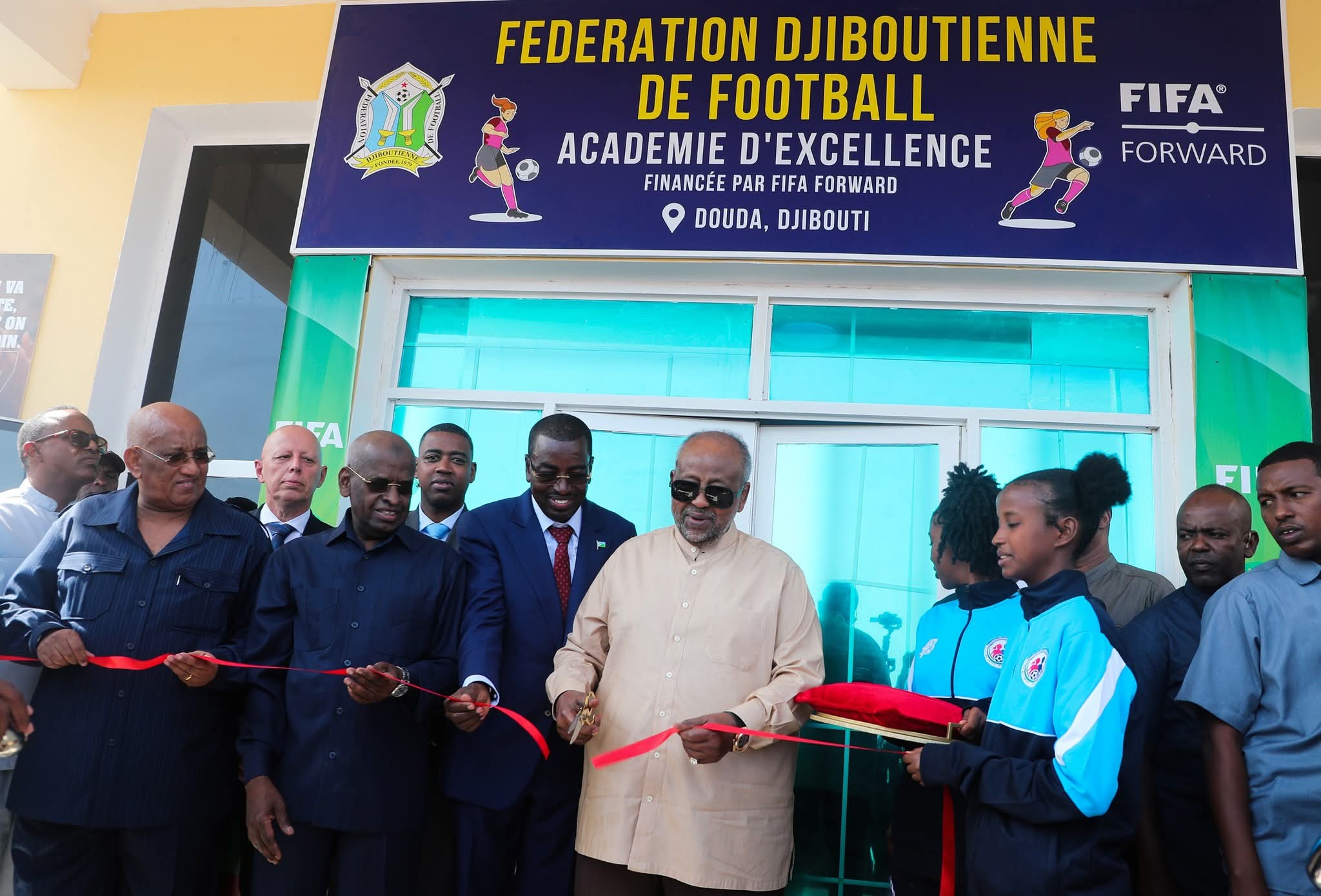 A Douda, le président Guelleh inaugure l’Académie d’Excellence de Football de Djibouti