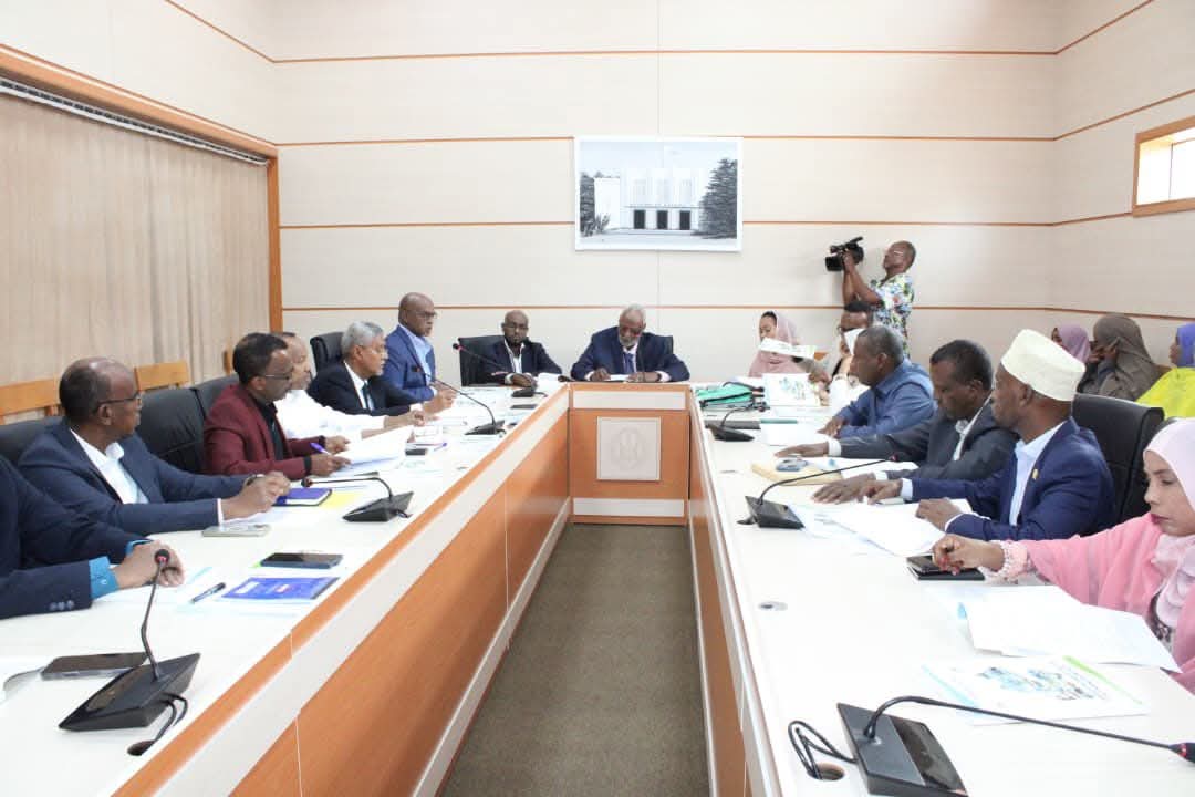 Le Parlement entame l’examen du budget de l’Etat pour 2026