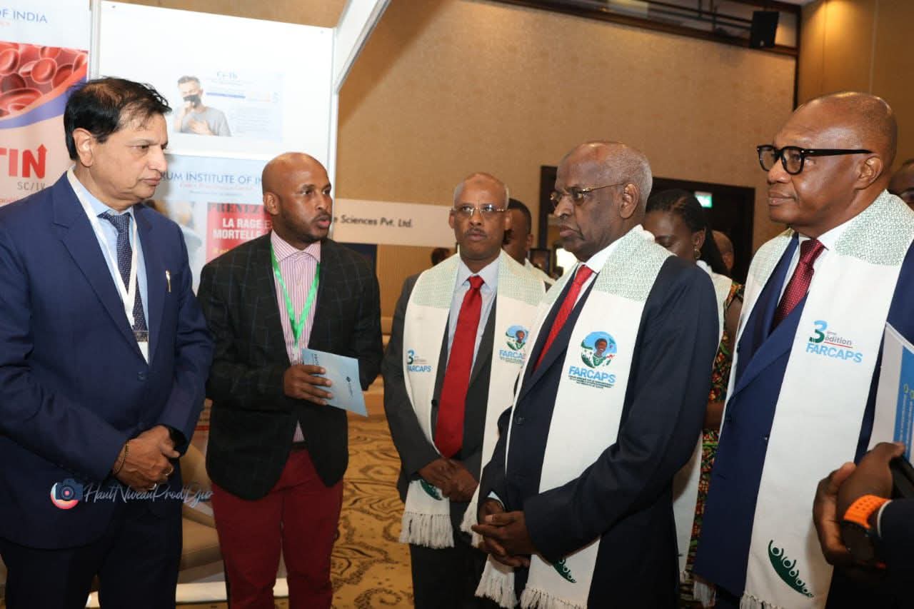 Le Premier ministre préside la cérémonie de clôture de la 3ème édition du Forum africain sur le renforcement de la chaîne d’approvisionnement des produits de santé (FARCAPS 2025)