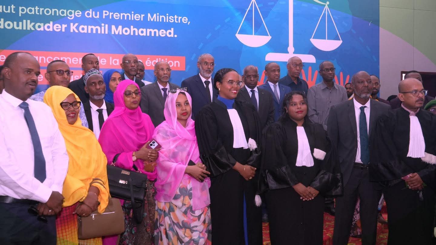 Le Premier ministre lance la Semaine de la Justice et appelle à “rapprocher la justice des citoyens”