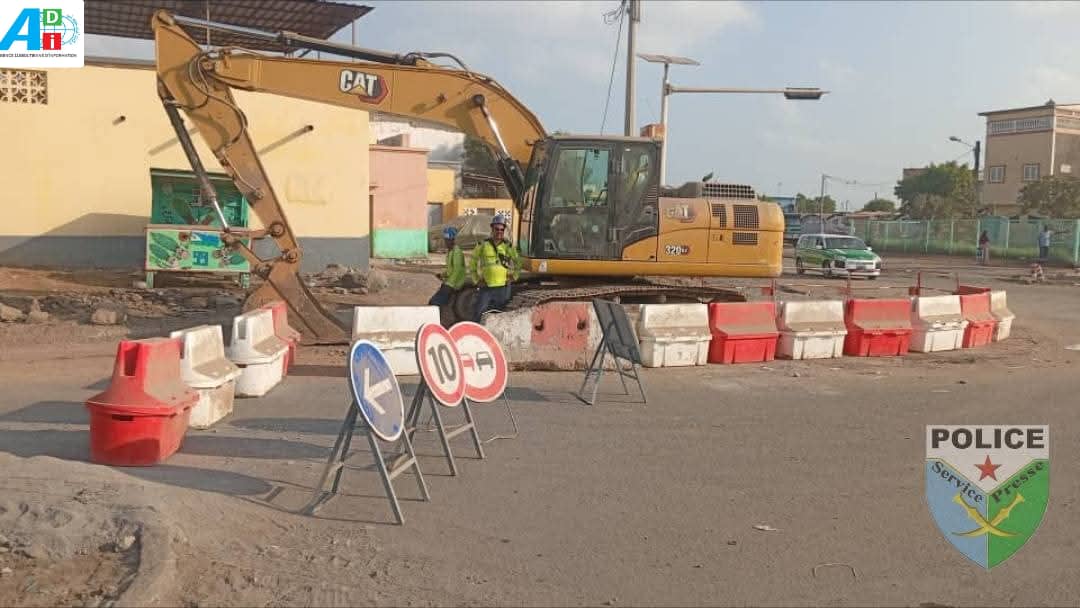 Fermeture de l'axe routier desservant le cimetière d'Ambouli et quartier 7, double sens mis en place sur la voie opposée 