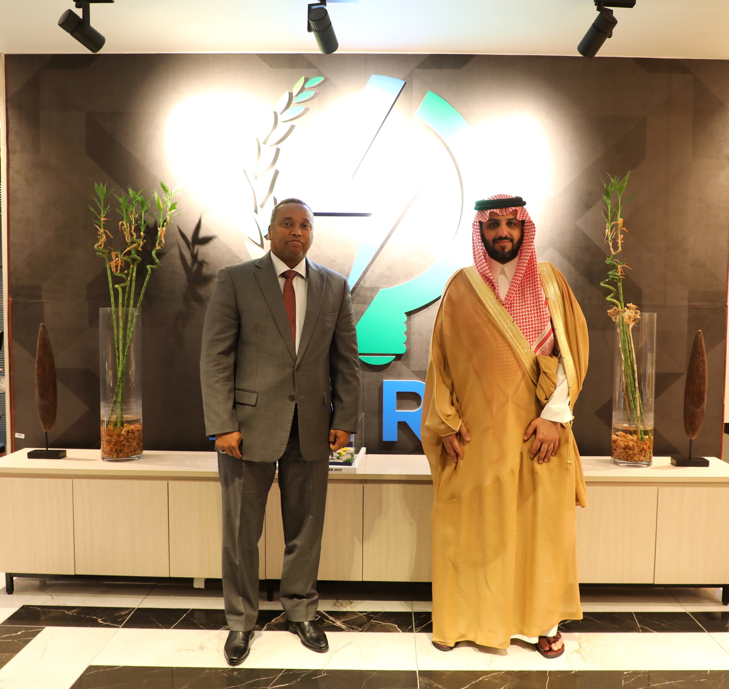 Djibouti et l’Arabie saoudite veulent renforcer leur coopération dans les domaines de l’énergie et des mines