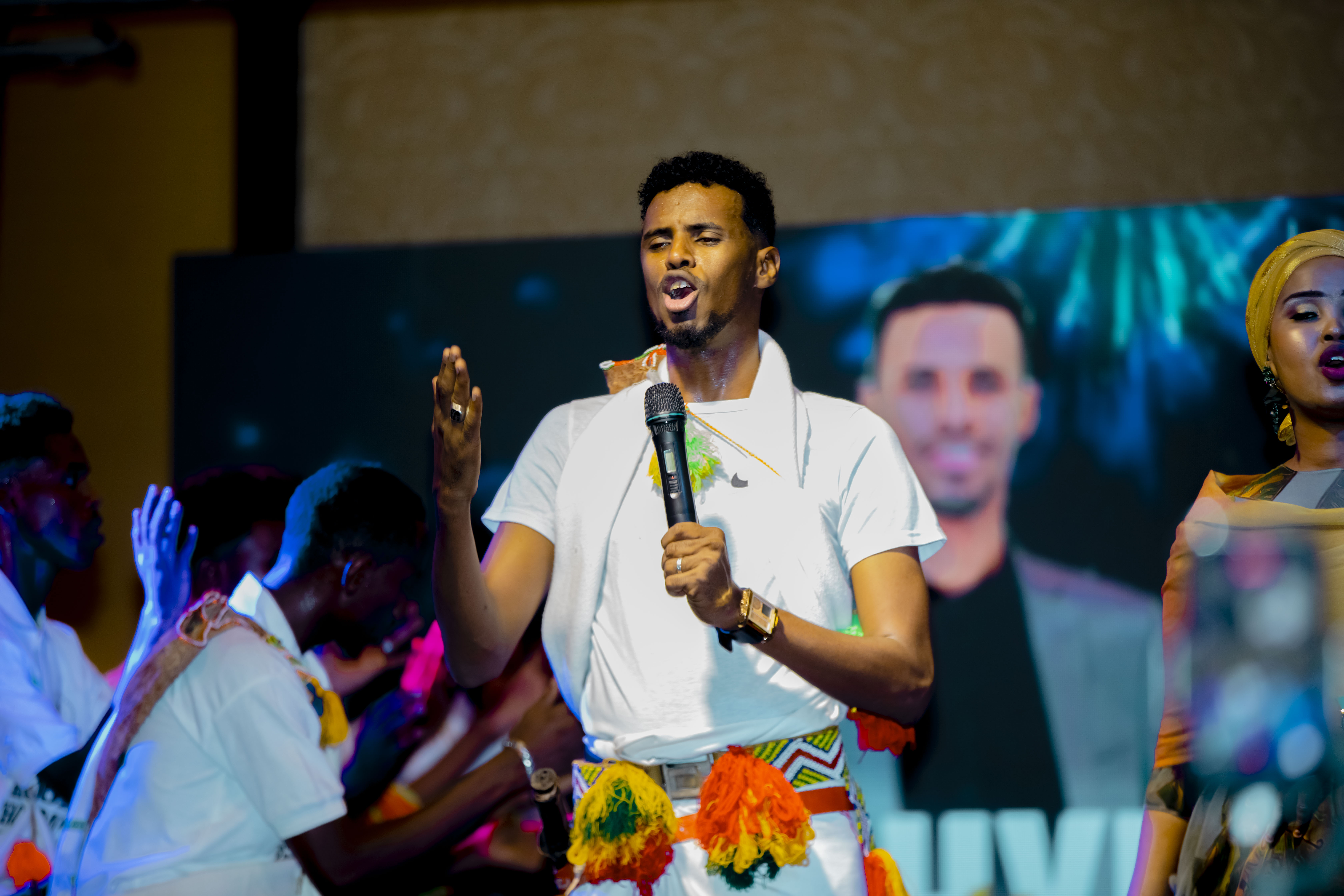 New Year Party : Le jeune artiste Yahya Abdoulkader s'offre le Kempinski